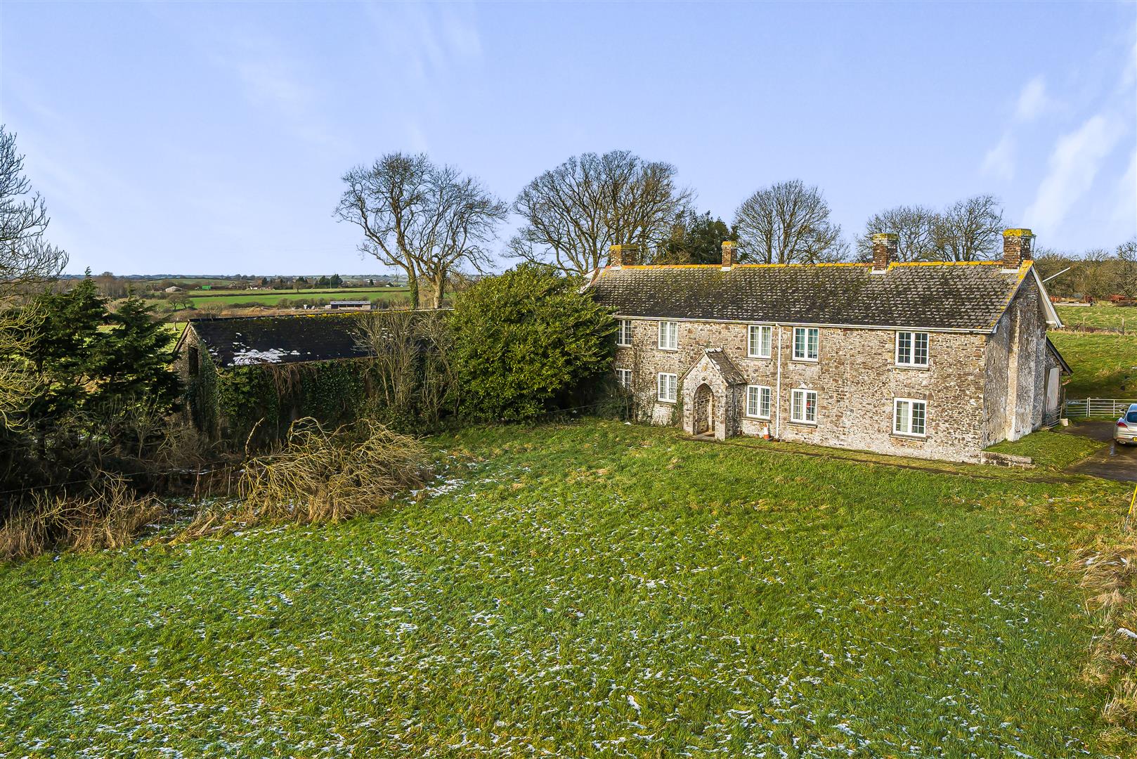 SITUATED BETWEEN EXETER AND BARNSTAPLE AND OFFERED FOR THE FIRST TIME